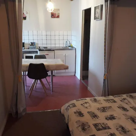 Casa vacanze Charming Furnished Studio Mauleon
